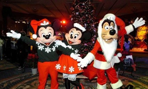 童话圣诞：到香港迪士尼体验童话故事