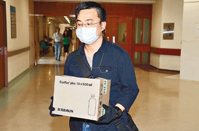 流产香港印佣将胎尸藏衣柜被警方拘捕