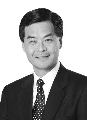 梁振英：尽早推新的长者生活津贴 料40万人受惠