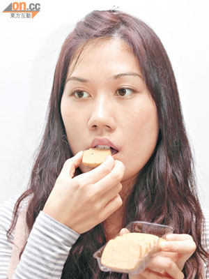 香港食物安全中心：饼干薯片有致癌物 忌食过量油腻煎炸食物