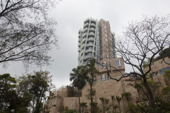 香港住宅单价纪录创新高 每平米近75万港币