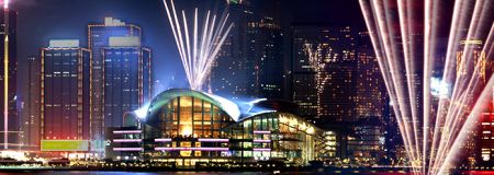 新年．新世界．香港除夕倒数