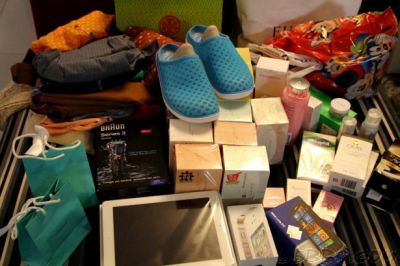 香港血拼 败FURLA、KATE SPADE、ipad3等