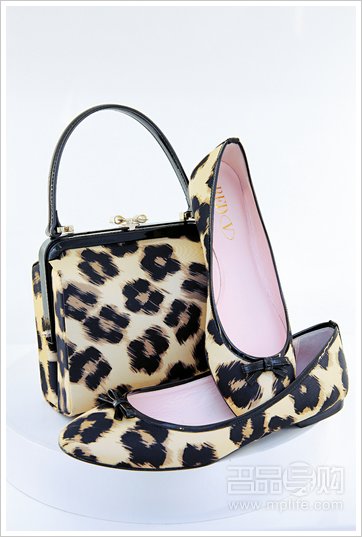 香港购物：中环On Pedder潮品限量发售