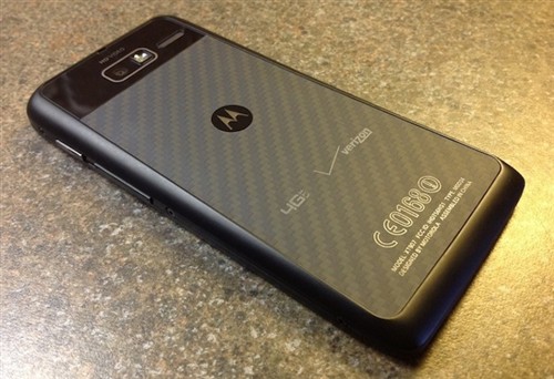 摩托罗拉新4.5英寸720P高清机型曝光