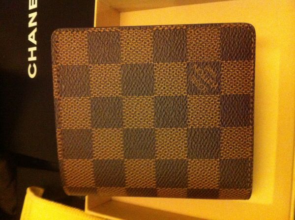 小夫妻婚前港澳血拼 败卡地亚+Blue钻戒+prada杀手包等(下)