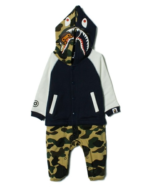 香港购物：BAPE KIDS MILO 2013春夏 SHARK HOODIE 婴儿衣服