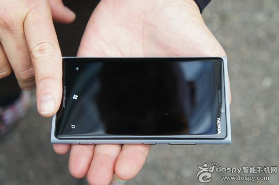 诺基亚Lumia 920灰色版或于下月在香港上市