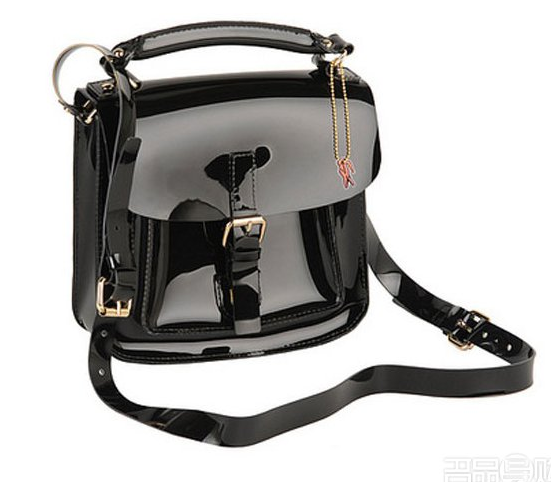 香港购物：LACOSTE L!VE 2013春夏包袋