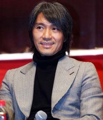 周星驰等香港明星跨界参政引热议 “明星”是怎样当上“委员”的？