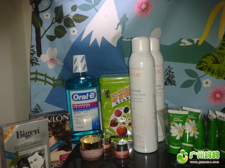 香港沙田新城市广场行 屈臣氏必败品