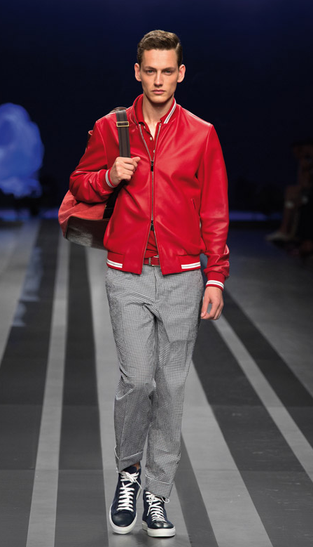 香港购物：CANALI皮夹克续写初春绅士传奇