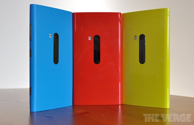 或配千万像素镜头 诺基亚Lumia928首次泄露