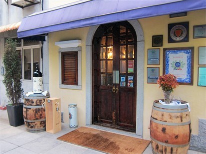 澳门官也街安东尼奥餐厅 吃地道葡菜的必去之地