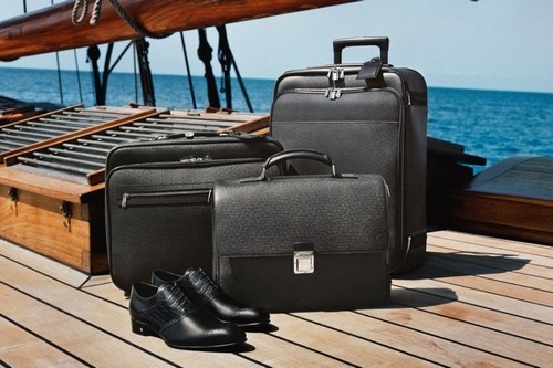 香港时尚购物：路易威登2013春夏男裝型录 潇洒航海行者