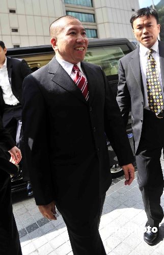 陈振聪被控伪造龚如心遗嘱 欲聘英皇室法律顾问