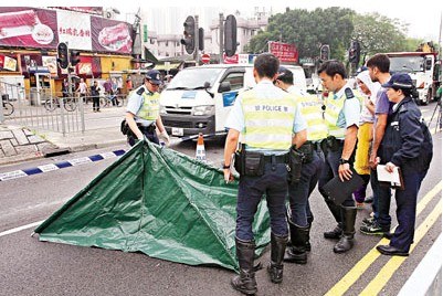 香港发生恐怖车祸 女童被货车卷入车底辗爆头（图） 