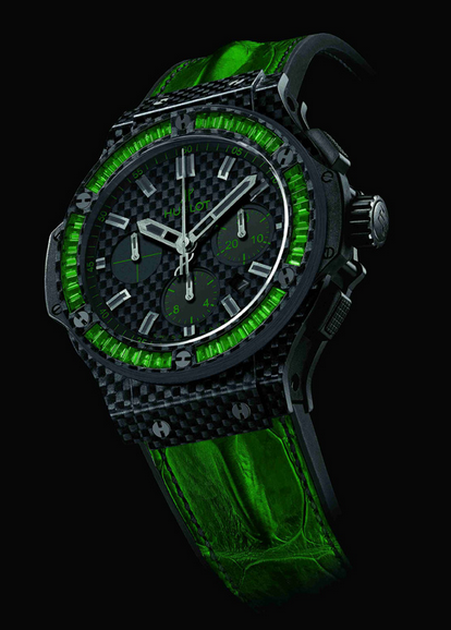 香港购物：宇舶表推出全新BIG BANG 碳纤维方型宝石腕表