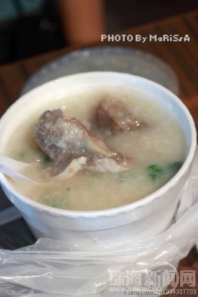 六十年历史两代人经营的家庭式作坊——权记骨粥