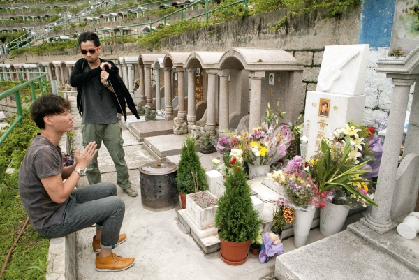 在香港，寻找黄家驹和他的光辉岁月