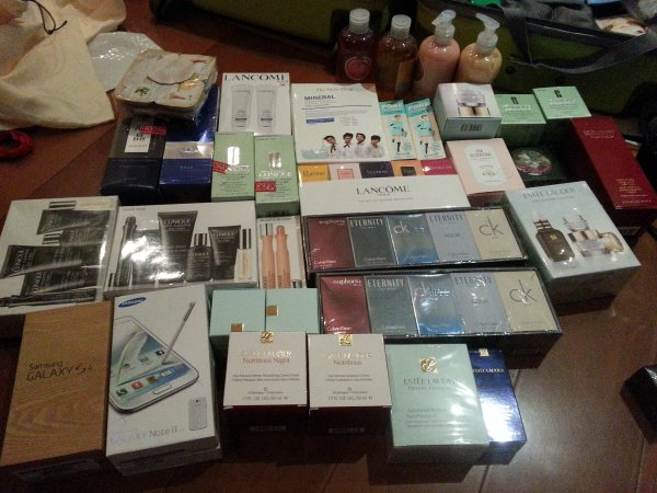 80后小夫妻香港蜜月疯玩+暴走购物自由行