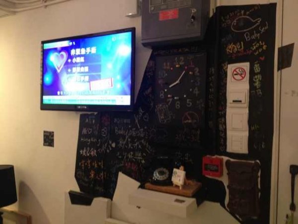 十一香港归来晒货：闪闪、burberry、coach、dunhill、天梭等