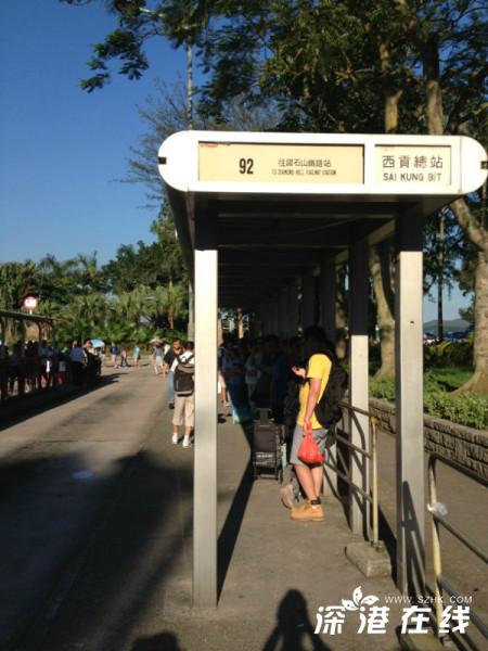 爱摄影看过来！！好找方便三个香港老街推荐