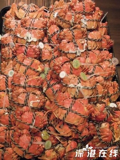 感受香港米其林级大闸蟹美食盛宴 香港东来顺介绍