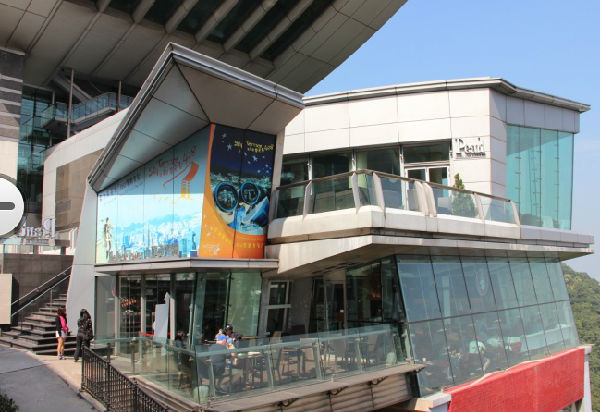 香港一日游：山顶广场+九记牛腩+上环珍妮曲奇+海港城+时代广场