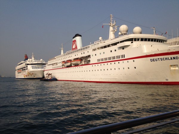 香港一日购物行cartier、channel、梵文手镯、pandora、iPad mini2