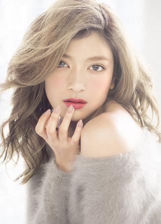 香港化妆品：日本人气开架彩妆Visee推出一色双效唇膏胭脂霜