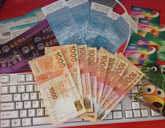 香港晒货：HK五天四夜（贵妇护肤品、LV、Tiffany、潘多拉、苹果各种产品）