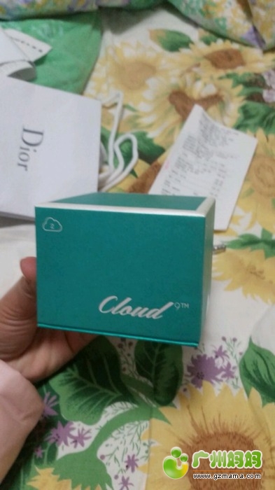 香港晒货：HK购物败家归来 买了九朵云、小甘菊套装、森田、芦荟胶等