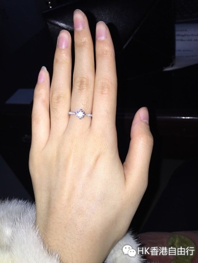 香港购物游：主要收获v&v钻石、卡地亚手表、burberry西服、Prada男包等