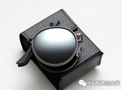 香港时尚：重塑经典 Ray Ban（雷朋）折叠太阳眼镜亮相