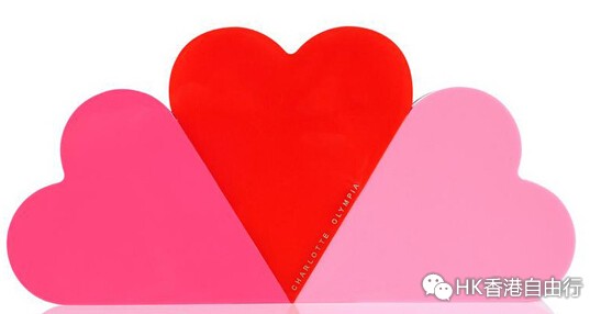 香港购物：Charlotte Olympia 推出情人节系列配饰新品 