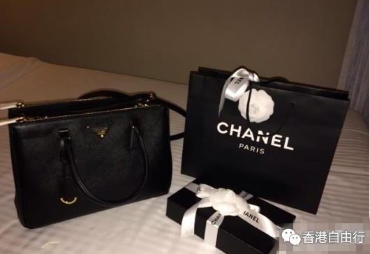 香港晒货：晒晒从HK扫货回来的MCM背包、chanel耳钉及钱包、tiffany、prada杀手包等