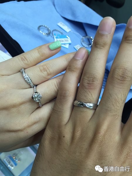 小两口香港5天4晚入Blue钻戒，天梭表及美食