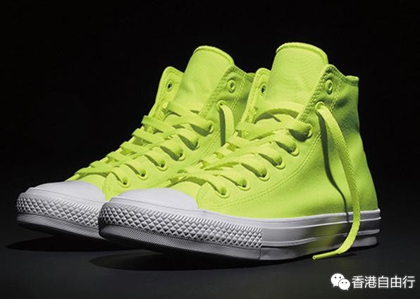 香港时尚鞋款：CONVERSE全新CHUCK TAYLOR ALL STAR II系列抢眼荧光黄