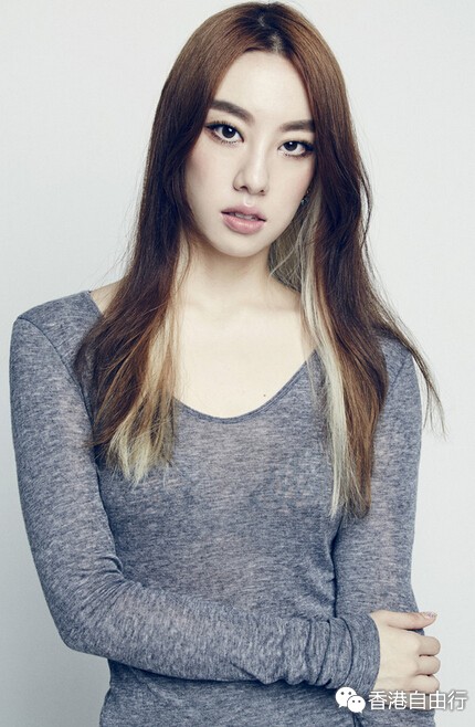 香港购物：PEDDER RED x KYE 2015秋冬手袋系列