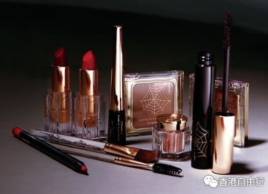 香港化妆品导购：M.A.C X CHARLOTTE OLYMPIA「真身」系列正式曝光