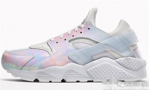 香港时尚：无法抗拒！NIKE将推出NIKEiD NSW幻彩系列