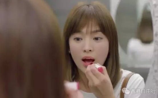 香港化妆品：兰芝双色唇膏最全试色，怎样才能美成宋慧乔？（附HK报价）