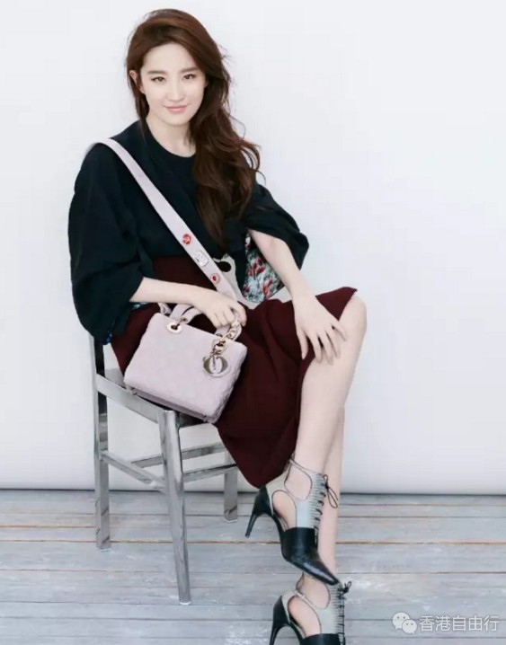 香港时尚：Dior七夕限定款Lady Dior Small手袋！李冰冰、刘亦菲都在用