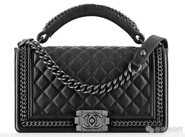 香港时尚：还能守住钱包吗？Chanel Boy首次推出小手柄款式