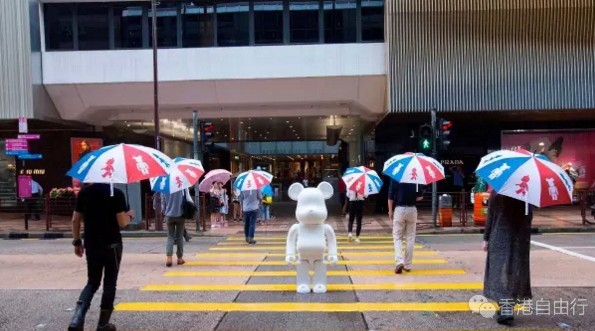 万众期待！香港最大型时尚慈善企划 积木熊出没海港城