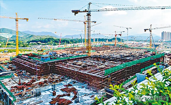 莲塘/香园围口岸旅检楼下月封顶