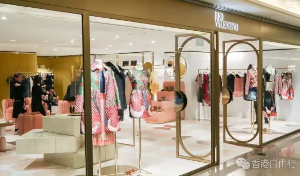 香港时尚：RED VALENTINO 2017 春季系列 带您游走灰色花园