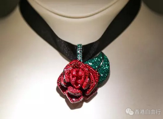 香港时尚：2017《美女与野兽》真人版来袭！施华洛世奇Swarovski水晶组合限量发行