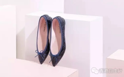 香港时尚：Repetto推出梦幻星空图案鞋履
